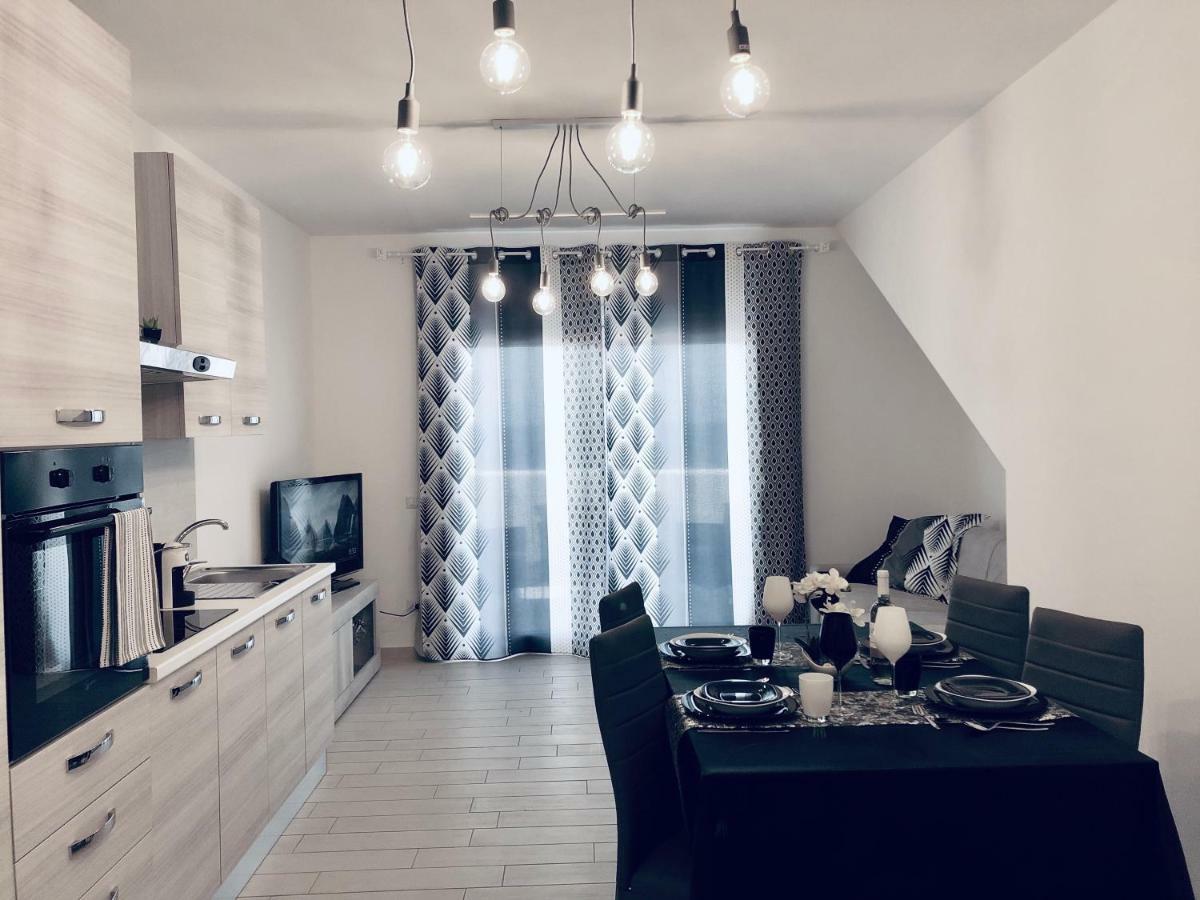 Il Tramonto Luxury House Apartment Valledoria  Ngoại thất bức ảnh